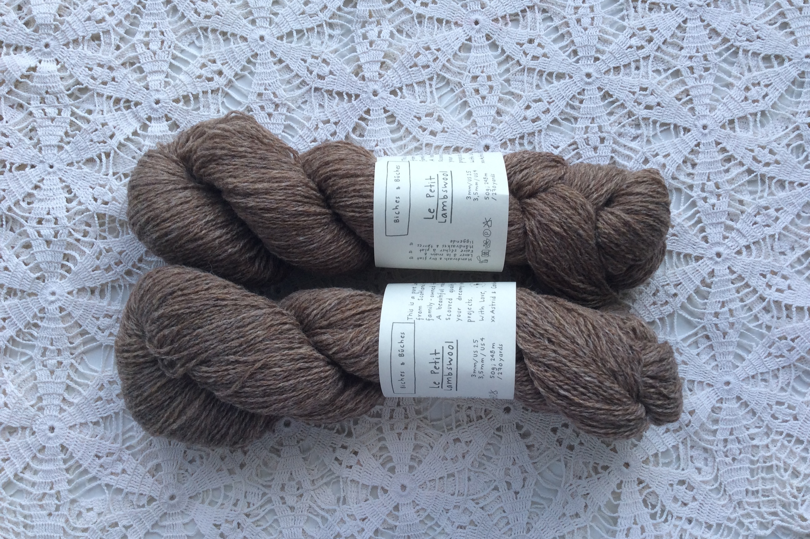 Le Petit Lambswool 21 Light Brown